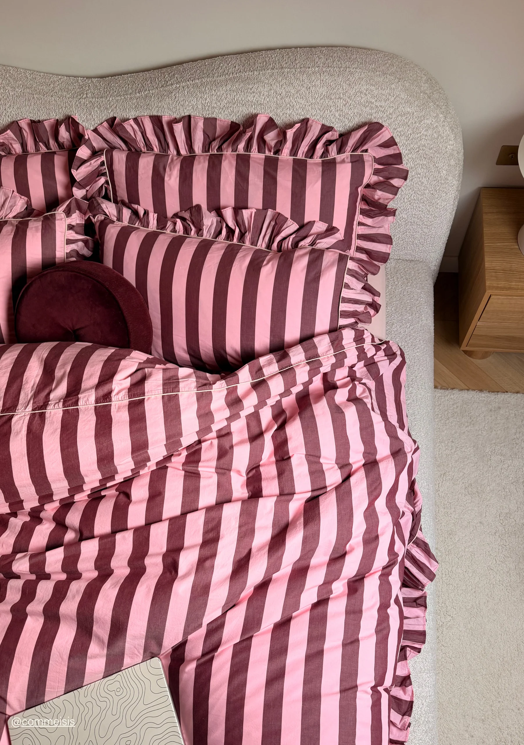 Cotton Duvet Cover & Pillowcases Set in Pink & Burgundy Stripe - Image 4