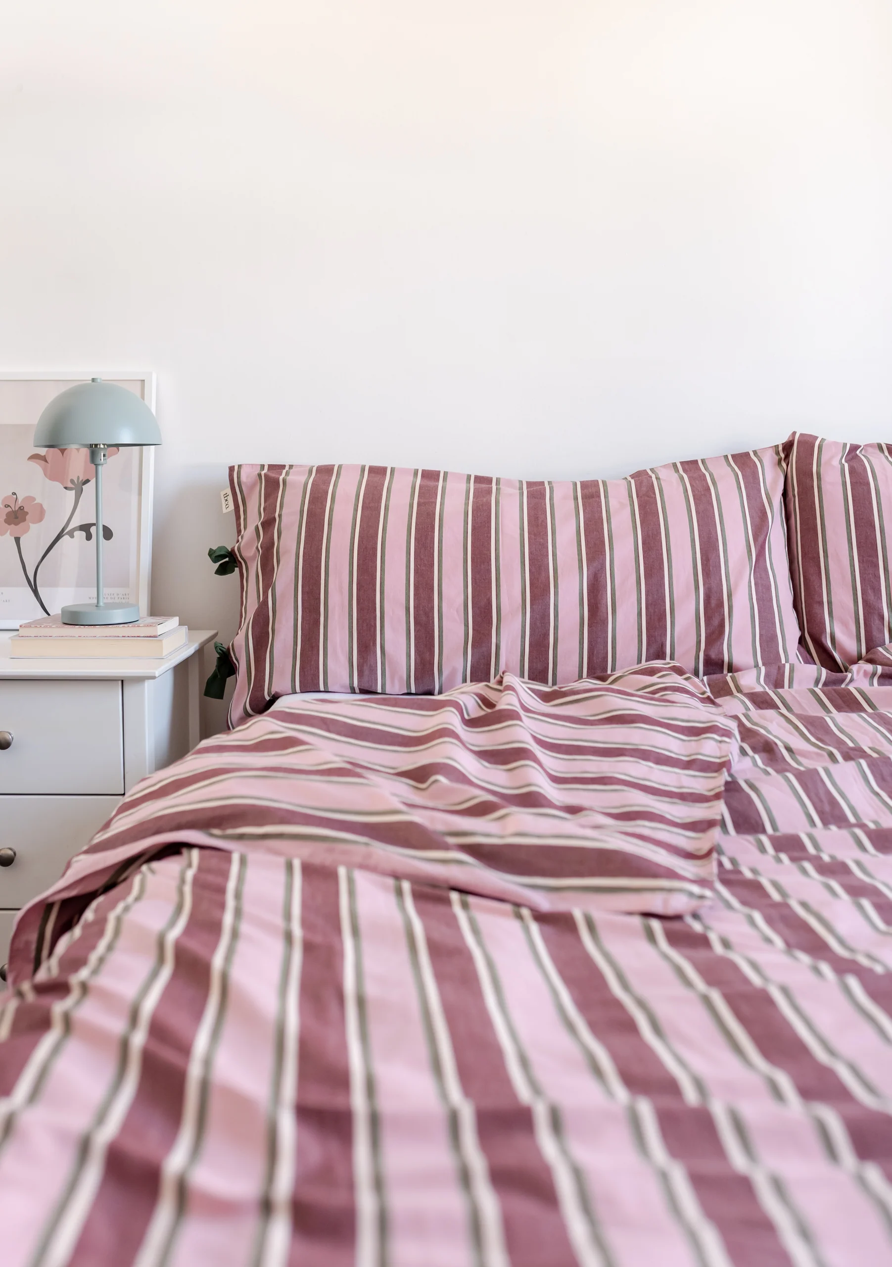 Cotton Duvet Cover & Pillowcases Set in Pink Stripe - Image 2