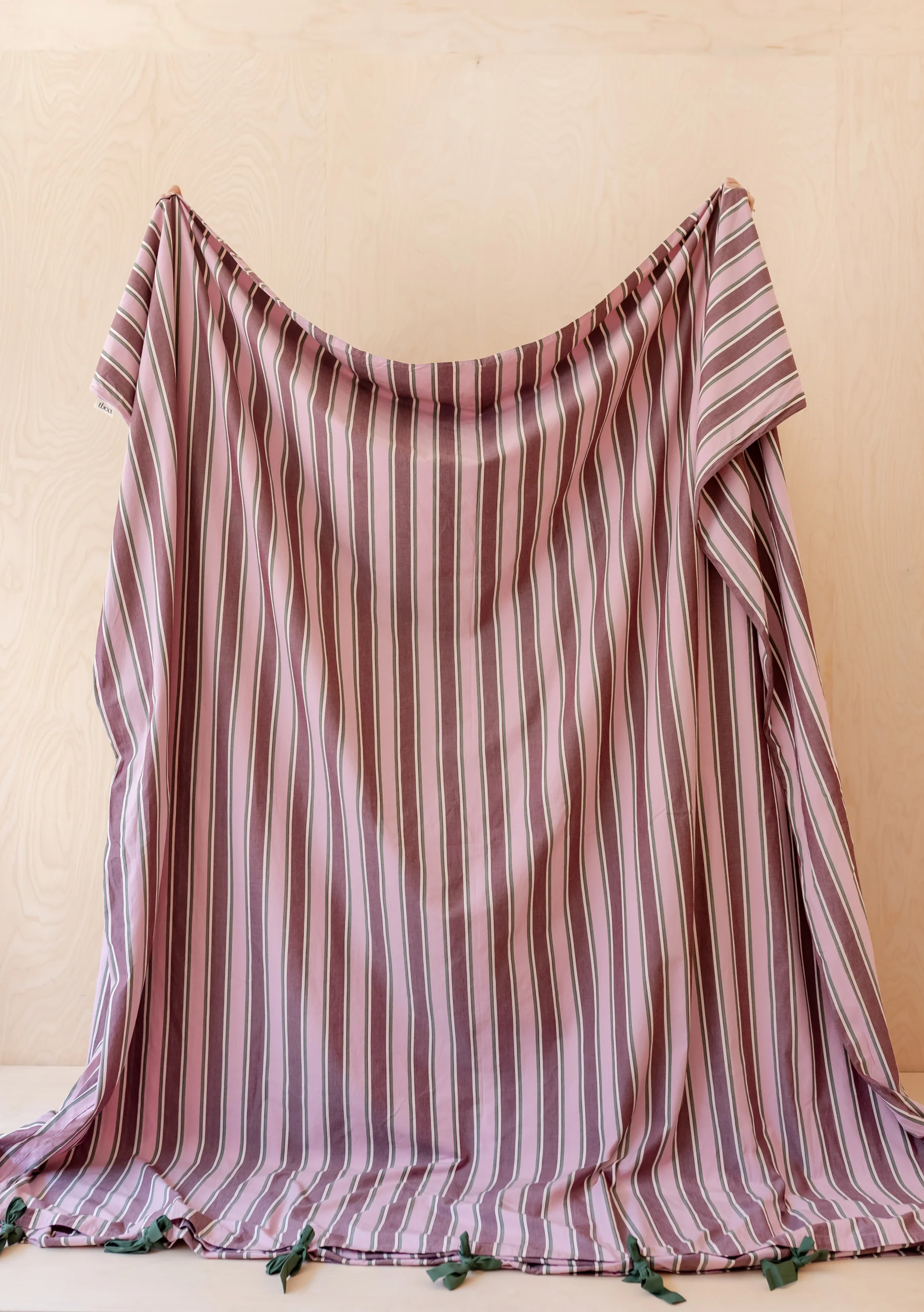 Cotton Duvet Cover & Pillowcases Set in Pink Stripe - Image 3